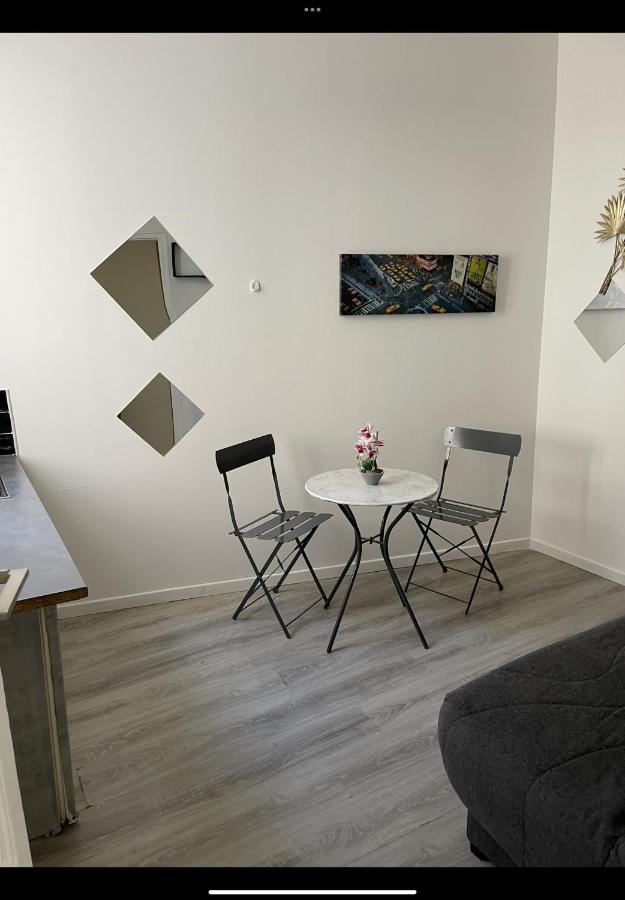 Meublés Inice Aparthotel Nizza